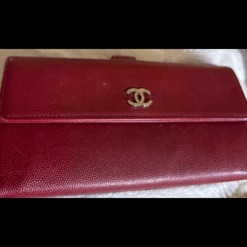 🔥AUTHENTIC CHANEL🔥 Gusset Wallet Caviar Long ❤️